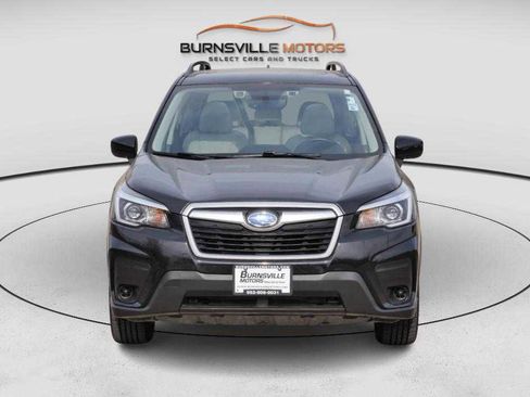 Used 2020 Subaru Forester Premium image 2
