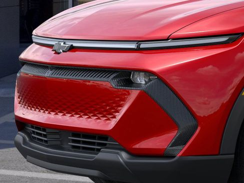 New 2026 Chevrolet Equinox EV LT w/ LPO, Blackout Package image 42