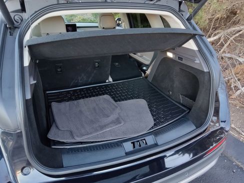 Used 2020 Lincoln Corsair AWD w/ Premium Package image 25