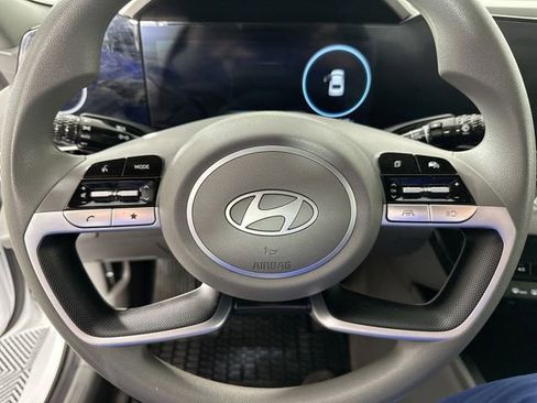 Used 2024 Hyundai Elantra SEL image 20