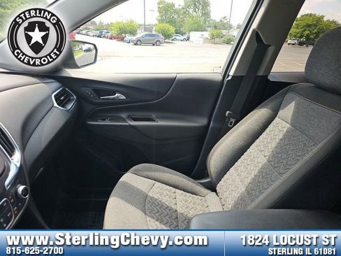 Used 2023 Chevrolet Equinox LT w/ Driver Convenience Package image 21