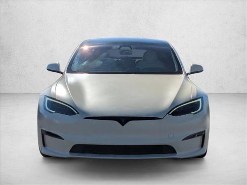 Used 2021 Tesla Model S Plaid image 2