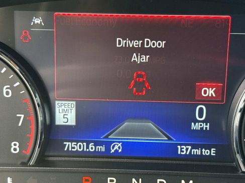 Used 2021 Ford Explorer XLT w/ Equipment Group 202A image 38