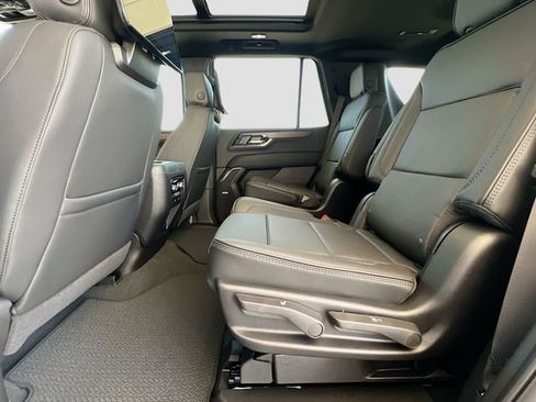 New 2026 GMC Yukon Denali w/ Denali Reserve Package image 17