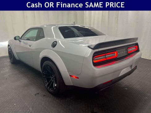 Used 2023 Dodge Challenger R/T Scat Pack RWD image 8