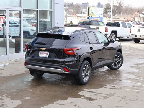 New 2026 Chevrolet Trax LT w/ Driver Confidence Package image 38