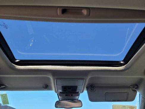 Used 2023 Honda Accord EX image 18