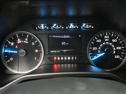 Used 2017 Ford F150 XLT w/ Equipment Group 302A Luxury image 3