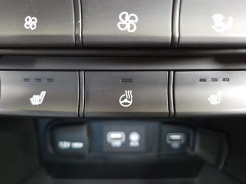 Used 2019 Hyundai Santa Fe AWD image 8