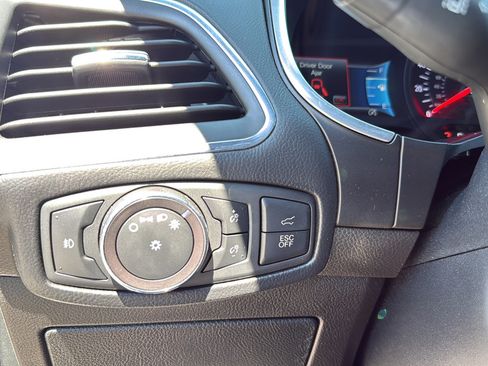 Used 2019 Ford Edge ST w/ Equipment Group 401A AWD/4WD image 21