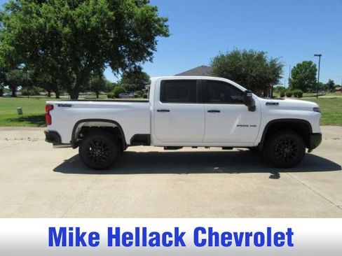New 2026 Chevrolet Silverado 2500 LT w/ Trail Boss Package AWD/4WD image 8