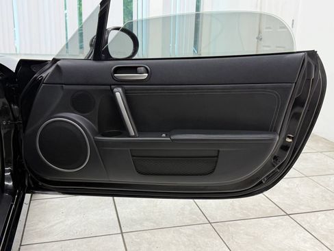 Used 2012 MAZDA MX-5 Miata Grand Touring w/ Premium Pkg RWD image 17