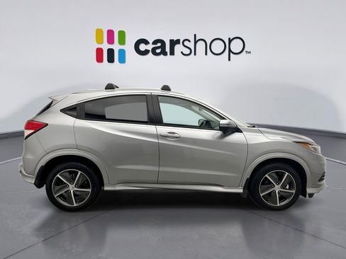 Used 2020 Honda HR-V Touring image 6