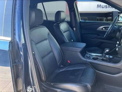 Used 2023 Chevrolet Traverse LT image 27