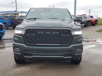 New 2026 RAM 1500 4x4 Crew Cab video 3
