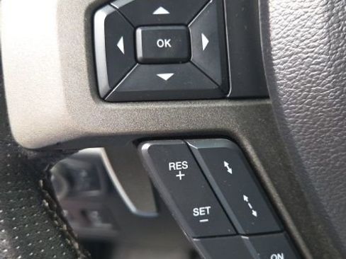 Used 2020 Ford F150 Raptor w/ Equipment Group 802A Luxury image 43