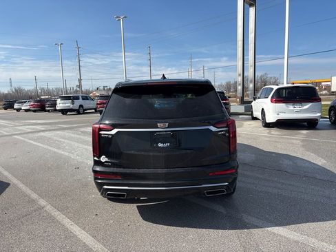 Certified 2023 Cadillac XT6 Premium Luxury image 6