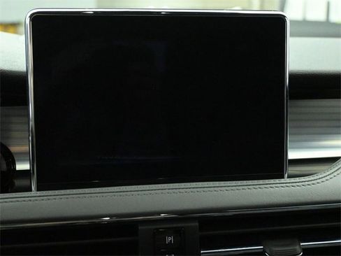 Certified 2022 Lincoln Corsair AWD w/ Equipment Group 101A image 17