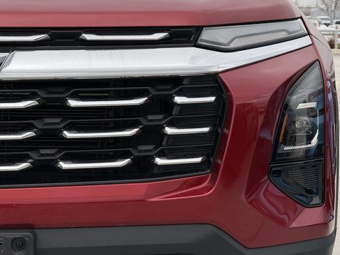 Certified 2025 Chevrolet Equinox LT image 9