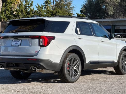 New 2026 Ford Explorer ST w/ Sun And Sound Package image 5
