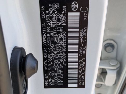 Used 2017 Toyota Prius Two image 25