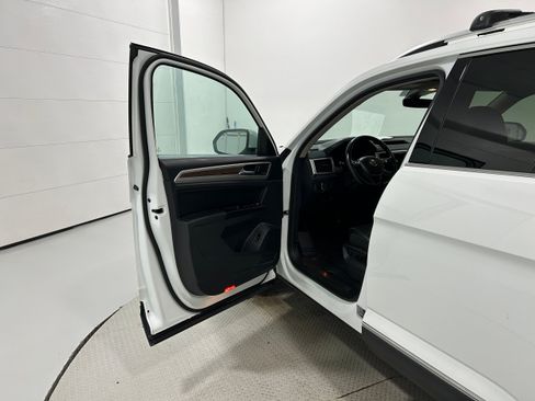 Used 2019 Volkswagen Atlas SEL Premium AWD/4WD image 23