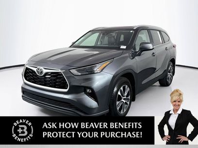 Used 2023 Toyota Highlander XLE