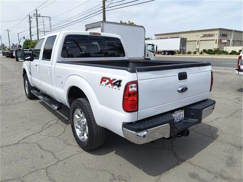 Used 2015 Ford F250 Lariat w/ Lariat Ultimate Package image 17