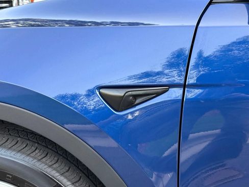 Used 2021 Tesla Model Y Long Range AWD/4WD image 17