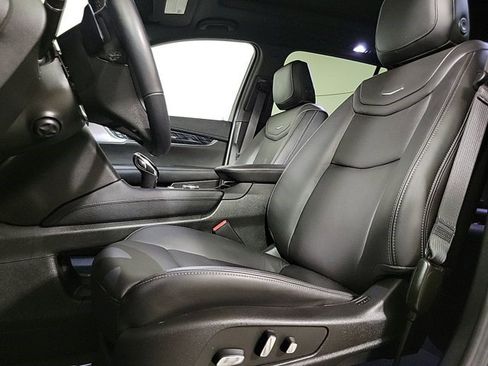 Certified 2024 Cadillac XT6 Premium Luxury w/ LPO, Floor Liner Package image 10