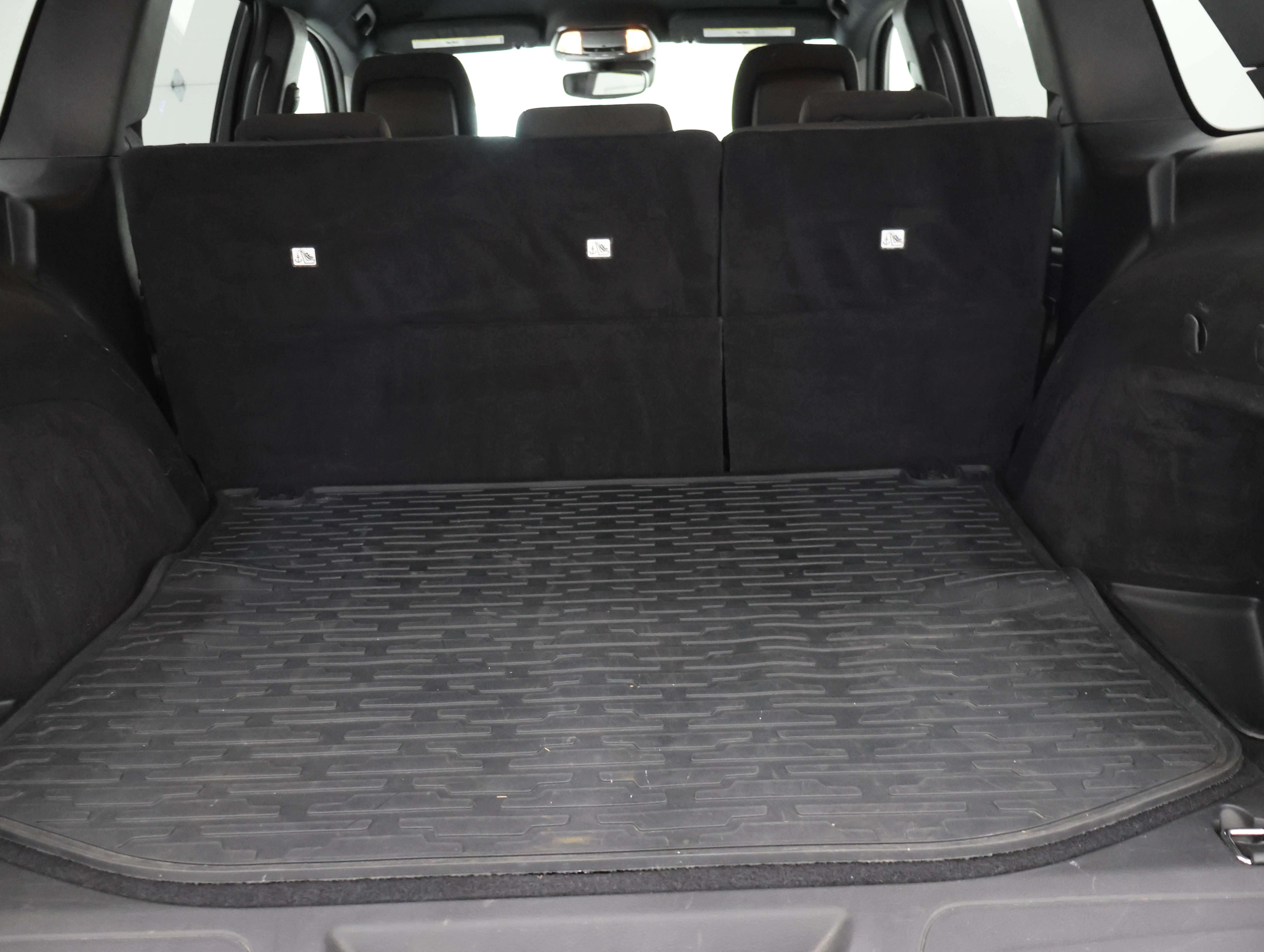 Used 2021 Jeep Grand Cherokee Laredo AWD/4WD image 27