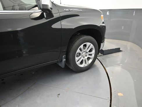 Used 2023 Chevrolet Camaro LT RWD image 23