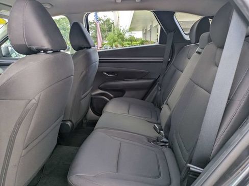 Used 2023 Hyundai Tucson SE AWD/4WD image 14