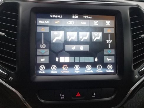 Used 2021 Jeep Cherokee Latitude Lux 80th Anniv w/ Quick Order Package 26U 80TH AWD/4WD image 26
