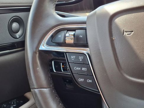 Certified 2022 Lincoln Nautilus Reserve w/ Luxury Package FWD image 13
