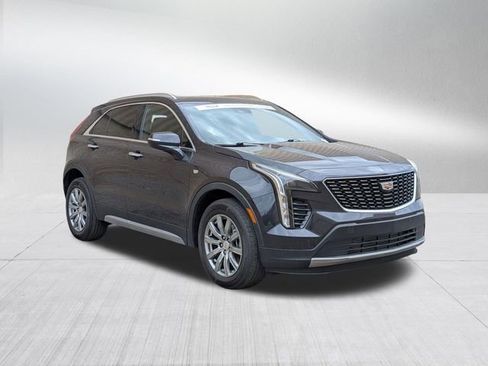 Certified 2023 Cadillac XT4 Premium Luxury AWD/4WD image 3