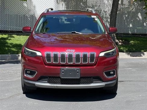Used 2020 Jeep Cherokee Limited image 8