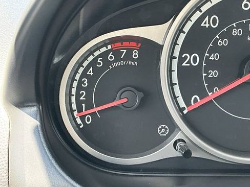 Used 2011 MAZDA MAZDA2 Sport FWD image 20