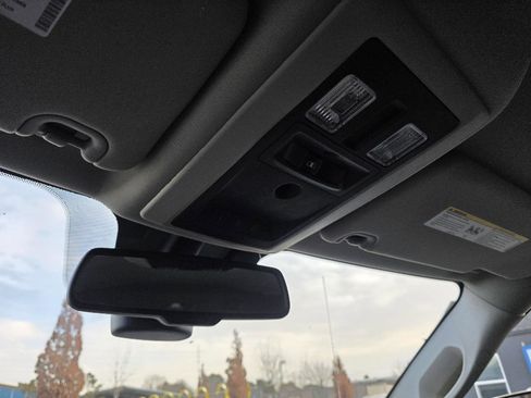 Used 2015 RAM 1500 Sport image 20