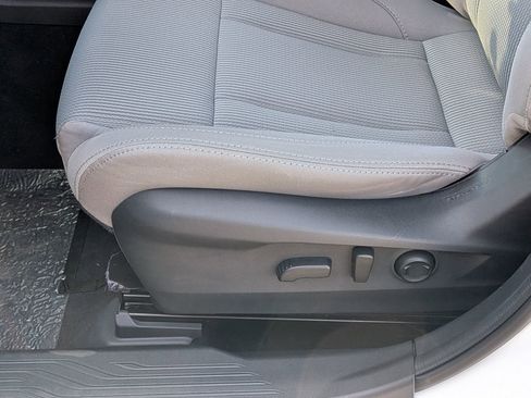 Used 2025 Subaru Legacy Premium AWD/4WD image 12