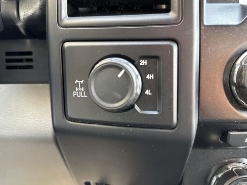 Used 2017 Ford F150 XL w/ Equipment Group 101A Mid AWD/4WD image 15