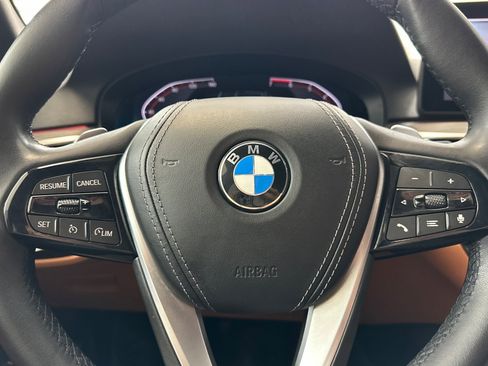 Used 2023 BMW 530i w/ Convenience Package RWD image 10