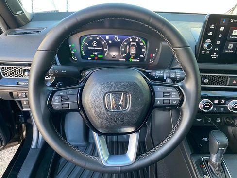 Used 2025 Honda Civic Sport Touring image 13