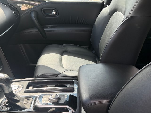 Used 2022 Nissan Armada SL w/ Midnight Edition Package RWD image 12