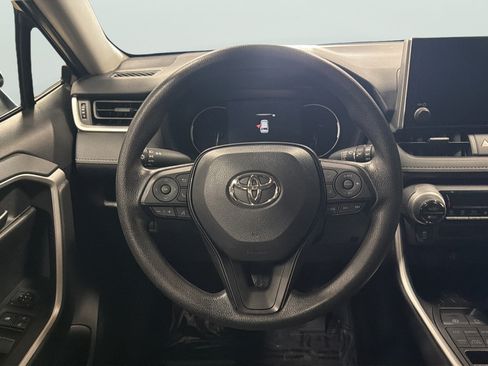 Used 2025 Toyota RAV4 XLE AWD/4WD image 22
