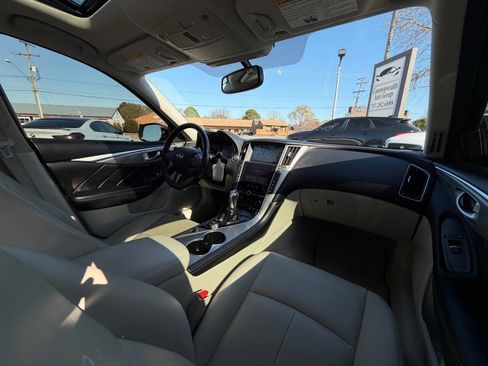 Used 2014 INFINITI Q50 Premium w/ Navigation Package image 33