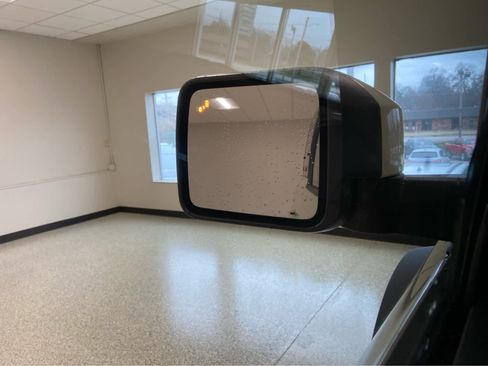 New 2025 Ford Bronco Outer Banks w/ Sasquatch Package image 39