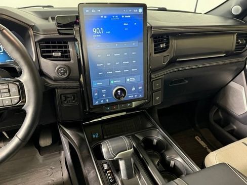 Used 2023 Ford F150 Lightning Platinum AWD/4WD image 39