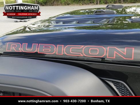 Used 2024 Jeep Wrangler Unlimited Rubicon AWD/4WD image 9