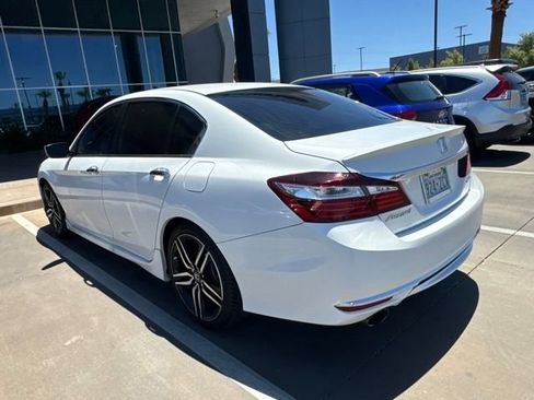 Used 2016 Honda Accord Sport image 5